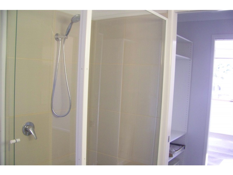 26 CREST HAVEN, Lamb Island QLD 4184