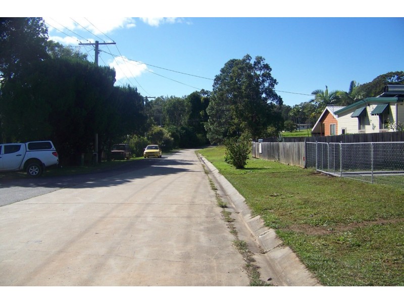 26 CREST HAVEN, Lamb Island QLD 4184