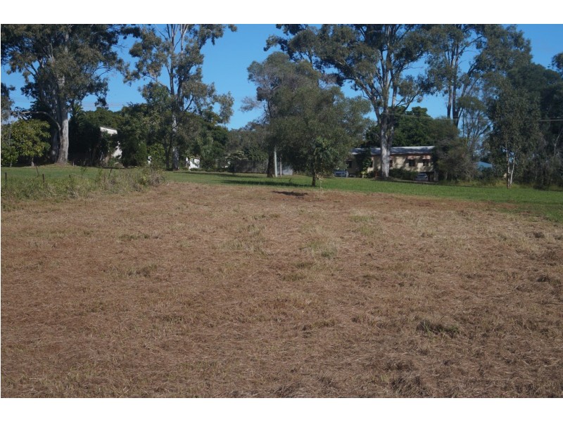 20 Frenchem St, Macleay Island QLD 4184