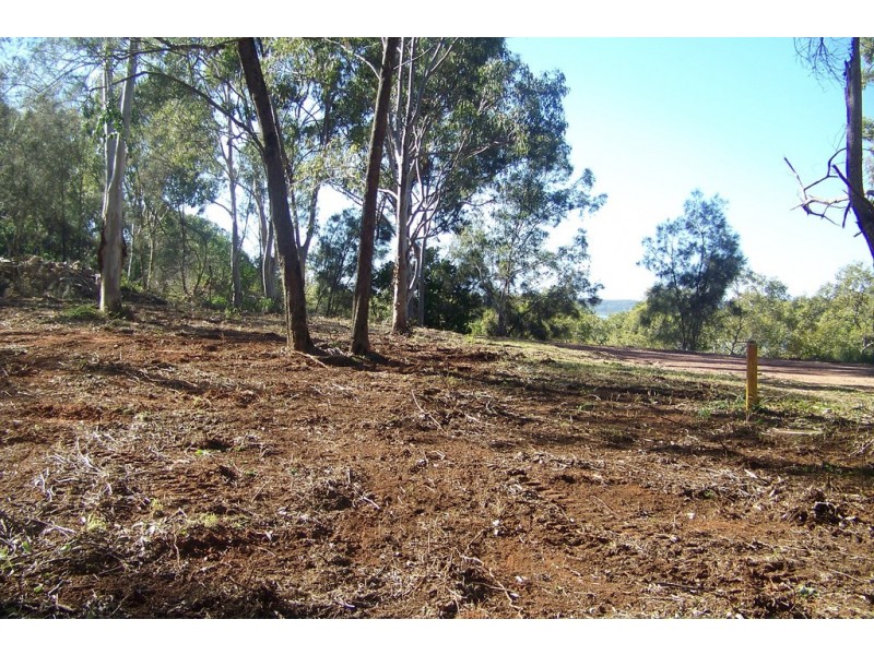 3 AZURE COURT, Lamb Island QLD 4184