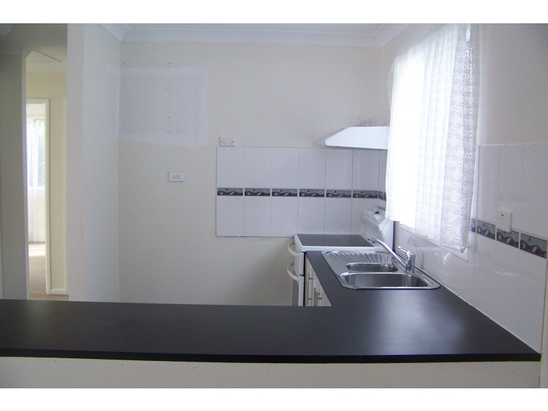 2 BELAR STREET, Lamb Island QLD 4184