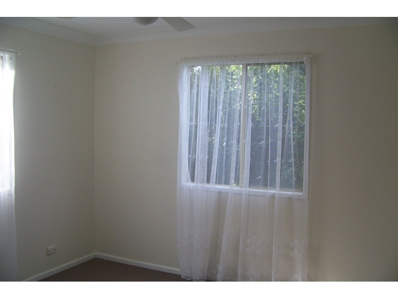 2 BELAR STREET, Lamb Island QLD 4184