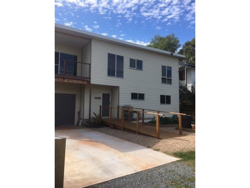 38 Blue Water, Macleay Island QLD 4184