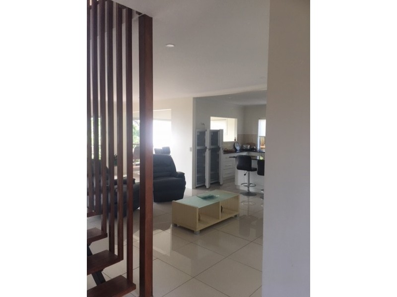 38 Blue Water, Macleay Island QLD 4184