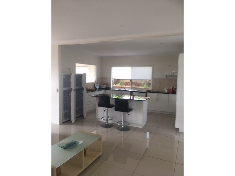 38 Blue Water, Macleay Island QLD 4184