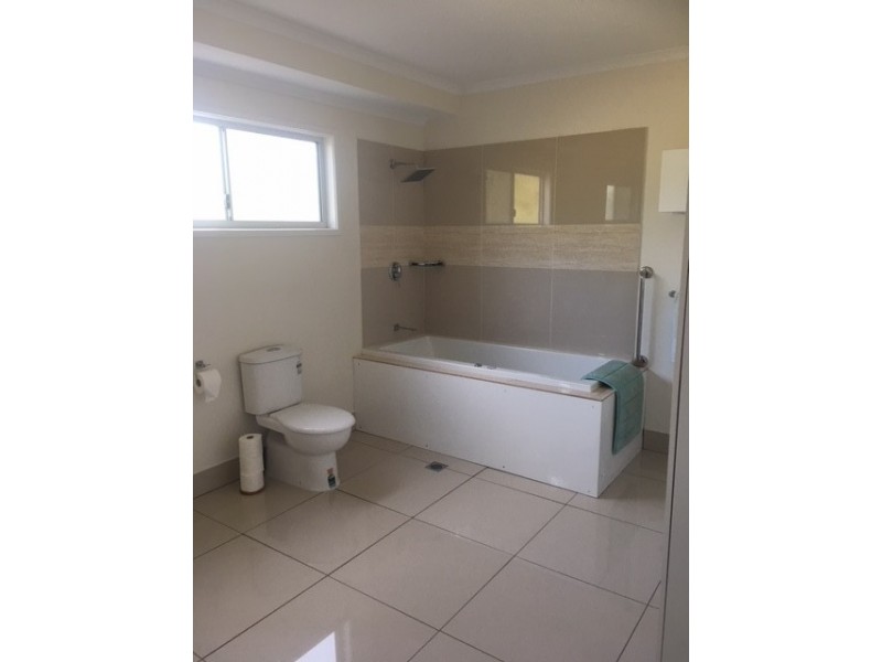 38 Blue Water, Macleay Island QLD 4184