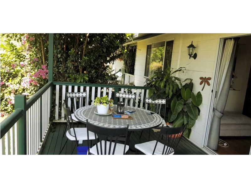 8 -9 Wren Court, Macleay Island QLD 4184