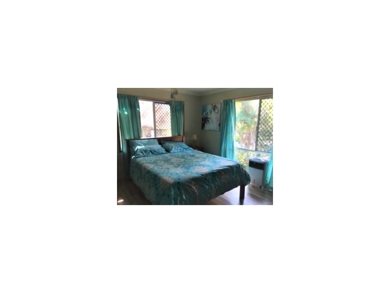 8 Alkira Street, Macleay Island QLD 4184