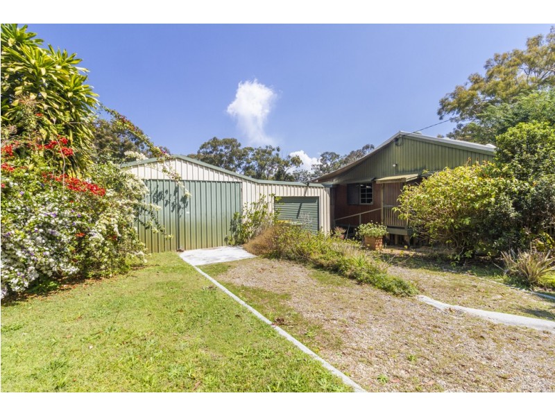14-16 Tingara Street, Macleay Island QLD 4184