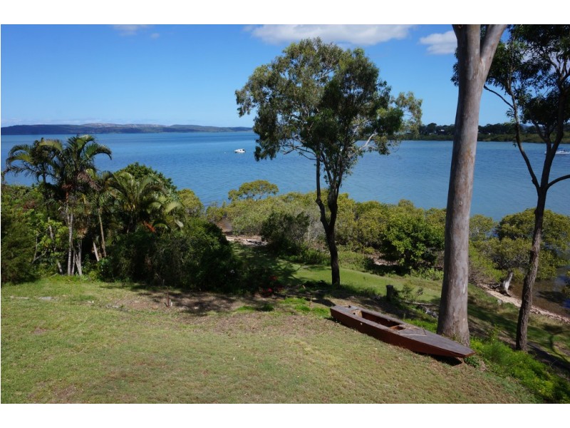 103 BEELONG STREET, Macleay Island QLD 4184
