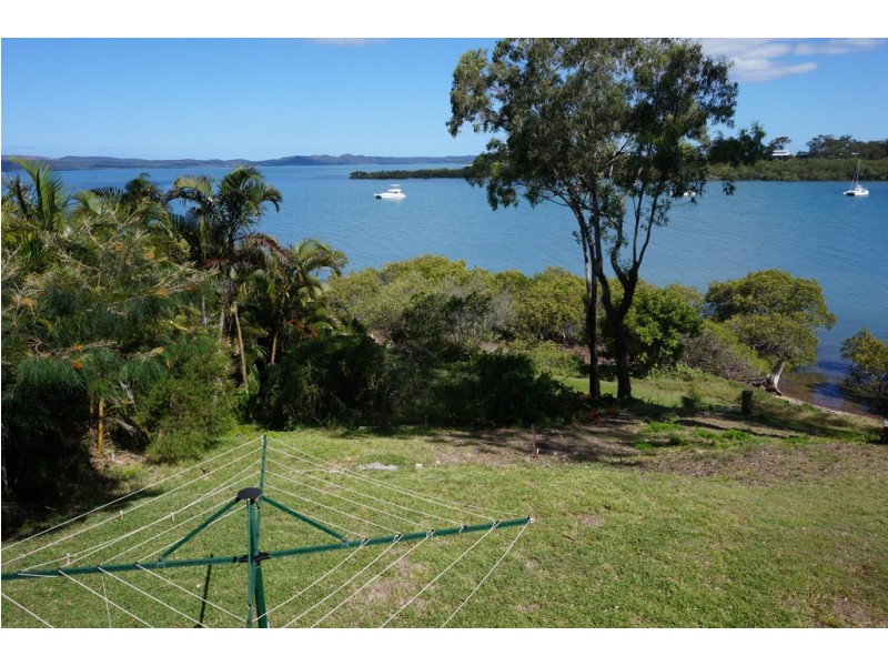 103 BEELONG STREET, Macleay Island QLD 4184