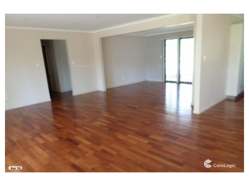 155 LUCAS DR, Lamb Island QLD 4184