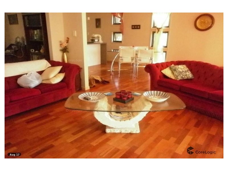 155 LUCAS DR, Lamb Island QLD 4184