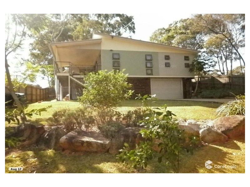 155 LUCAS DR, Lamb Island QLD 4184