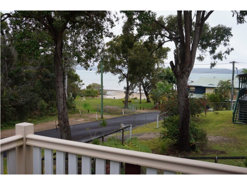 42 Morwong, Macleay Island QLD 4184