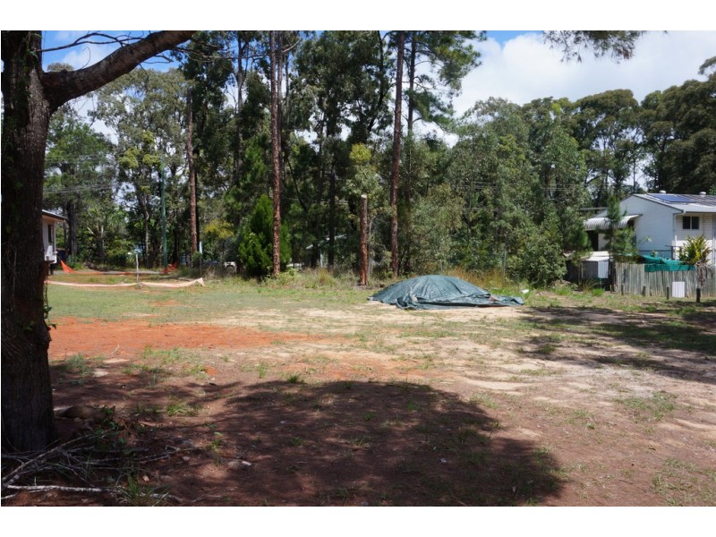 8 Sentosa Terrace, Macleay Island QLD 4184