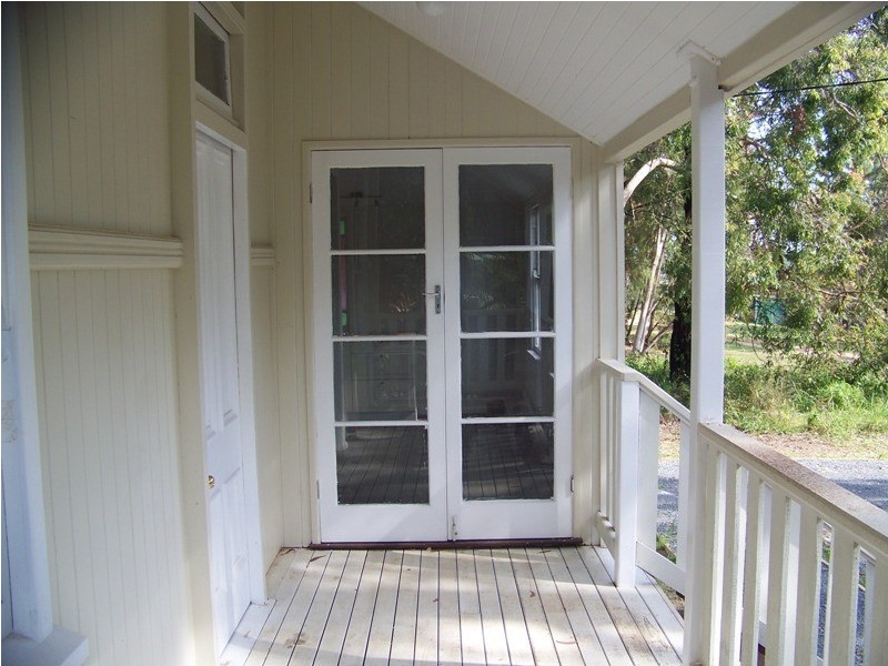 14 ALLAMBIE STREET, Macleay Island QLD 4184