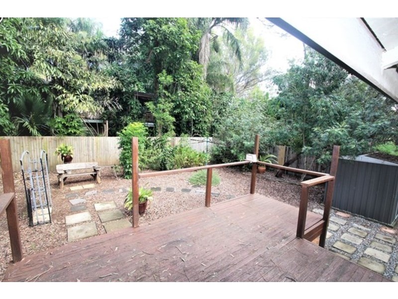 14 ALLAMBIE STREET, Macleay Island QLD 4184