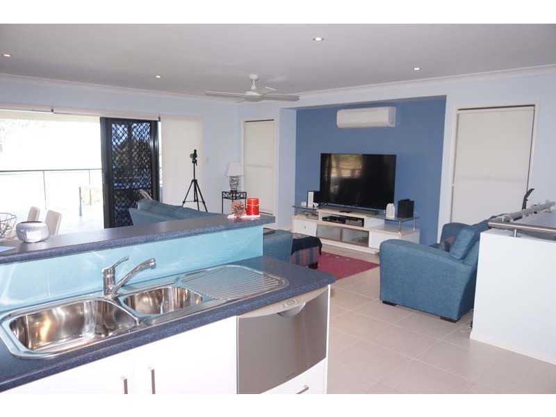 206 Kate Street, Macleay Island QLD 4184