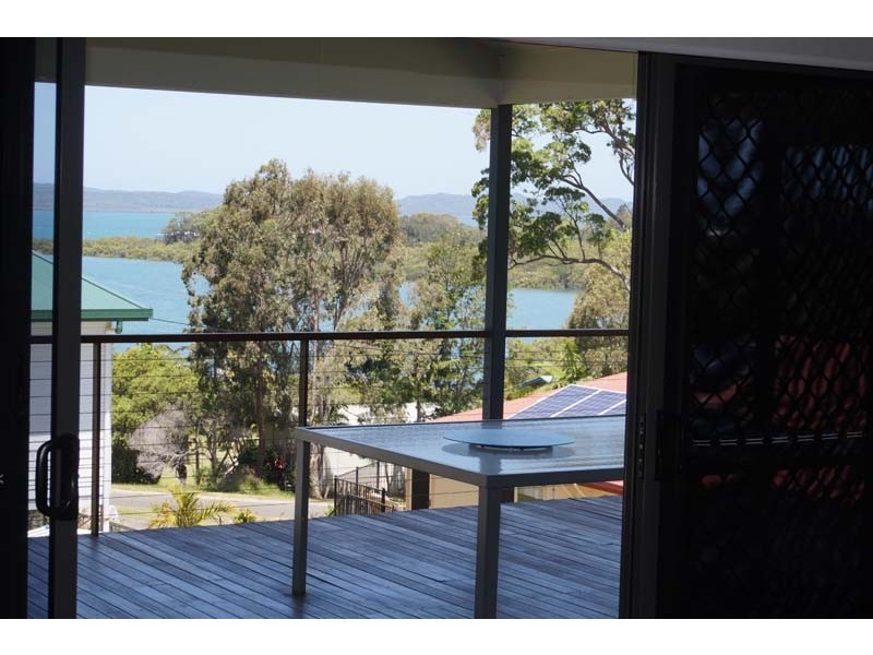 206 Kate Street, Macleay Island QLD 4184