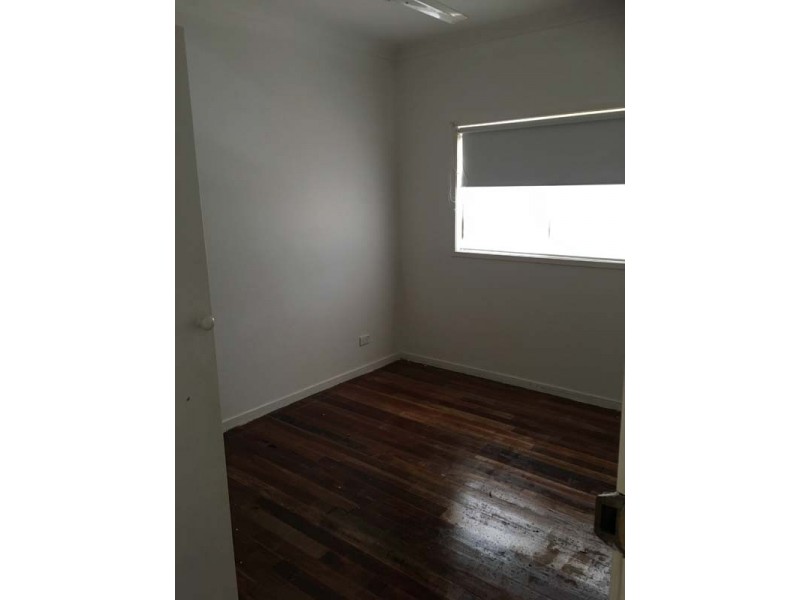 10 Brolga Street, Macleay Island QLD 4184