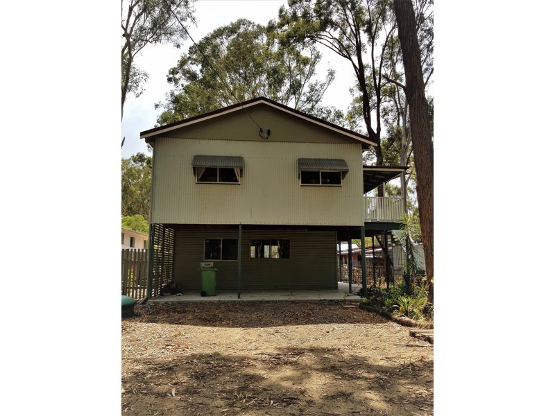 10 Brolga Street, Macleay Island QLD 4184