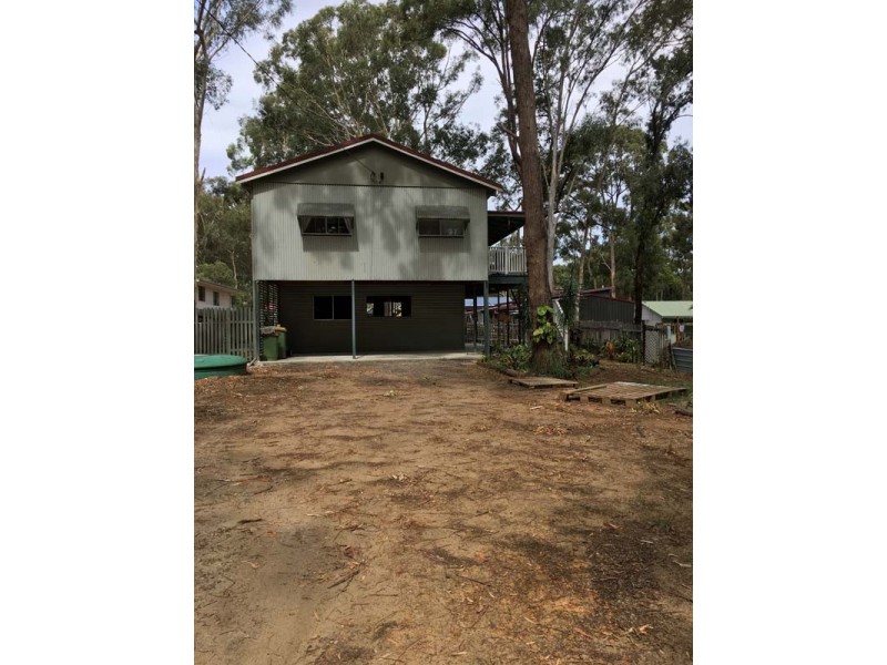 10 Brolga Street, Macleay Island QLD 4184