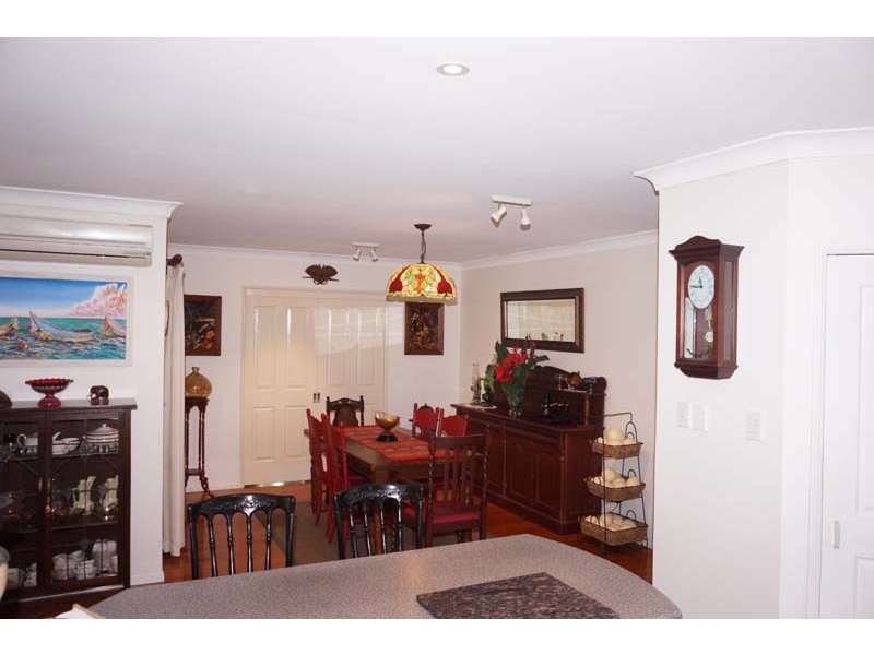 18 GEORGE ST, Macleay Island QLD 4184