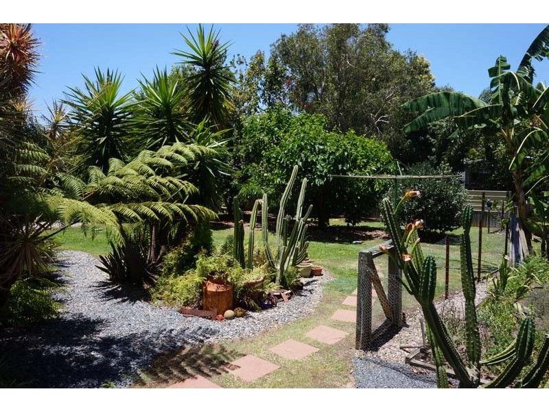 18 GEORGE ST, Macleay Island QLD 4184