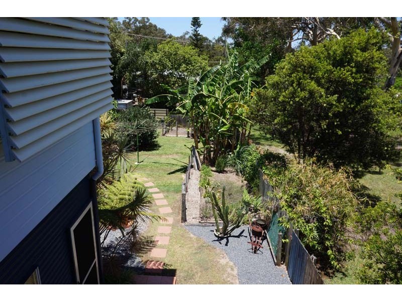 18 GEORGE ST, Macleay Island QLD 4184