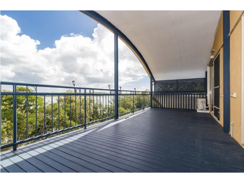 20 Calm Waters Crescent, Macleay Island QLD 4184