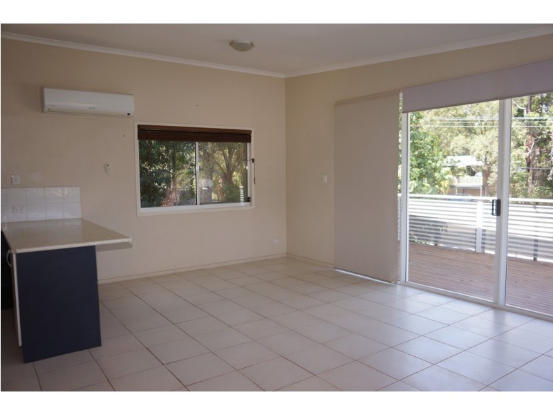 2 Citron St, Macleay Island QLD 4184