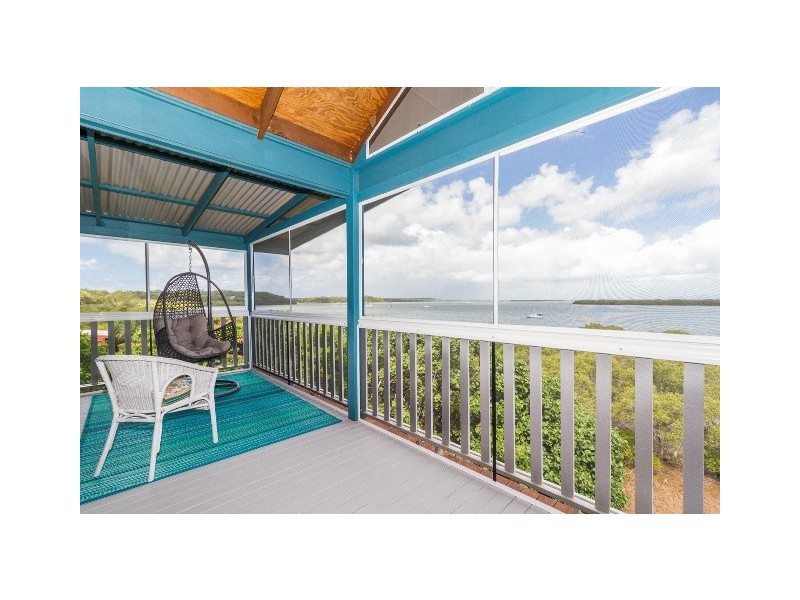 14 Emily Cresent, Macleay Island QLD 4184