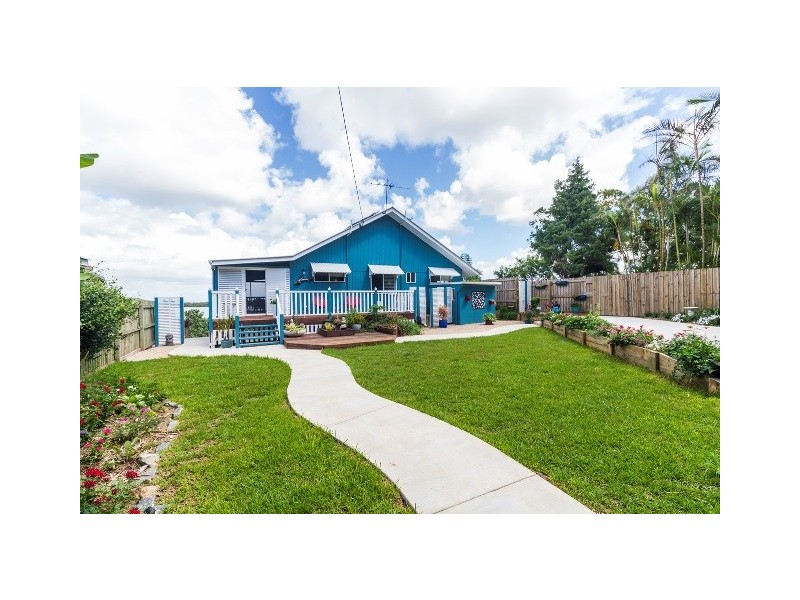 14 Emily Cresent, Macleay Island QLD 4184