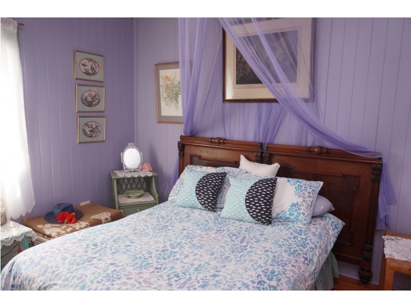 31 Orion Street, Macleay Island QLD 4184