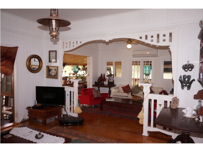 31 Orion Street, Macleay Island QLD 4184
