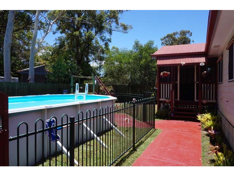7 ROBIN ST, Macleay Island QLD 4184