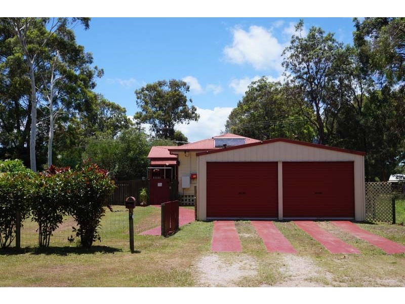 7 ROBIN ST, Macleay Island QLD 4184