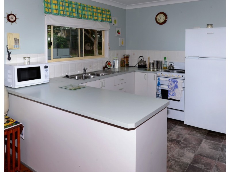 29 TUKKERI STREET, Macleay Island QLD 4184