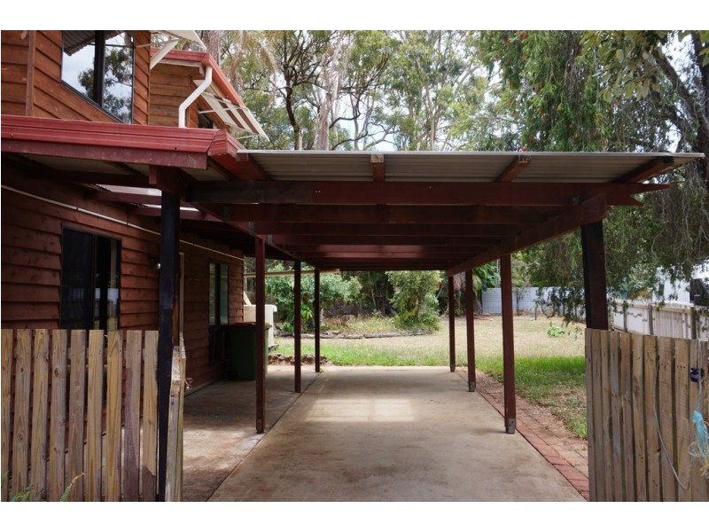 15 Pecan Street, Macleay Island QLD 4184