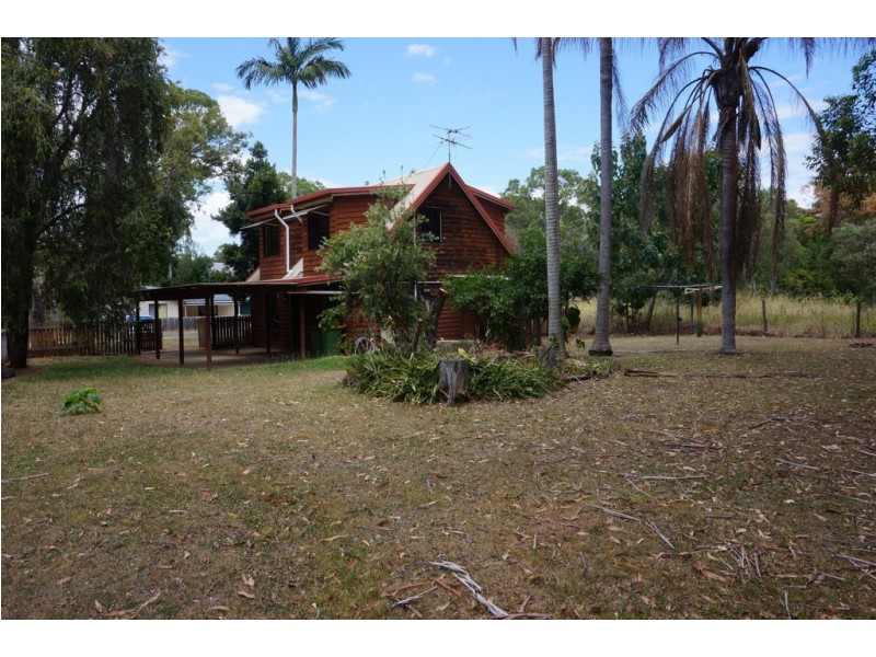 15 Pecan Street, Macleay Island QLD 4184