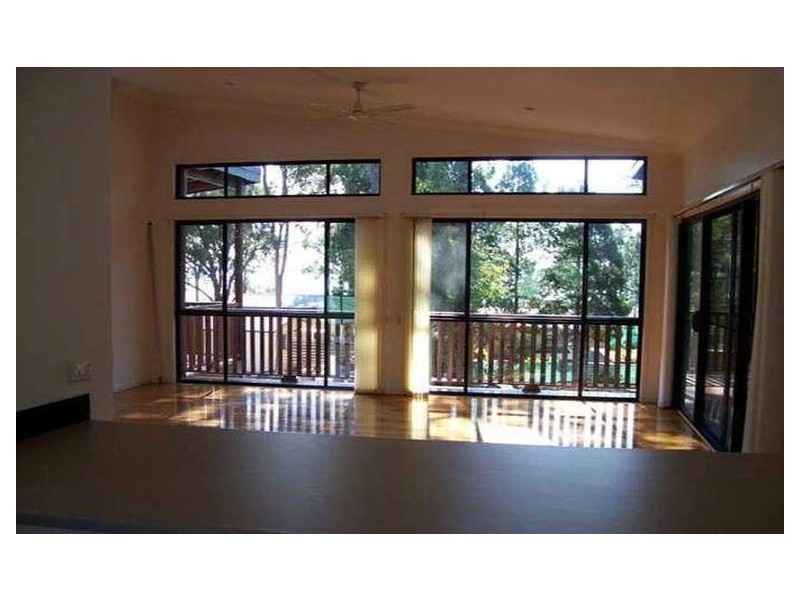 22 Kalara St, Macleay Island QLD 4184