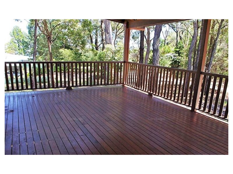 22 Kalara St, Macleay Island QLD 4184