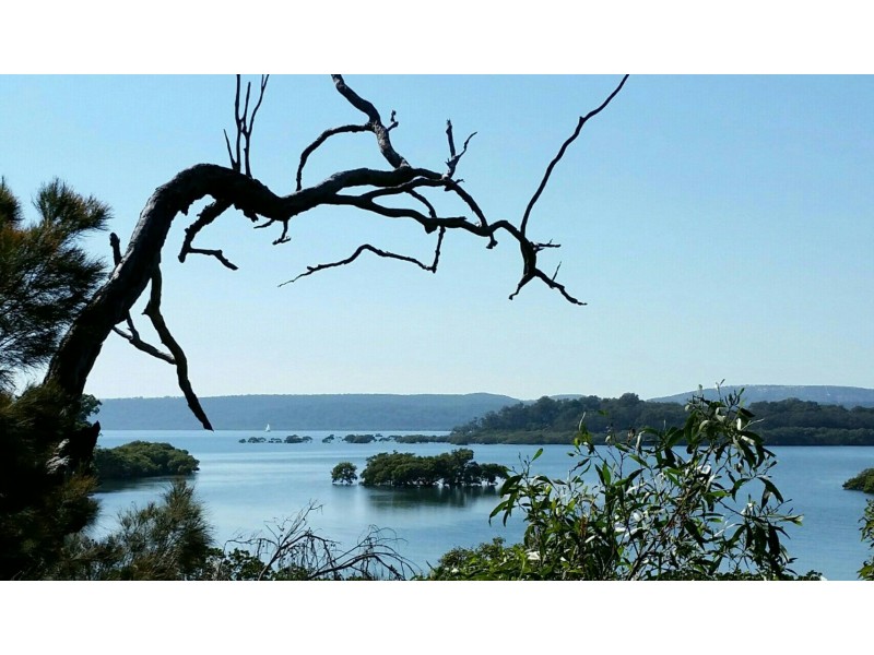 2 Keith St, Macleay Island QLD 4184