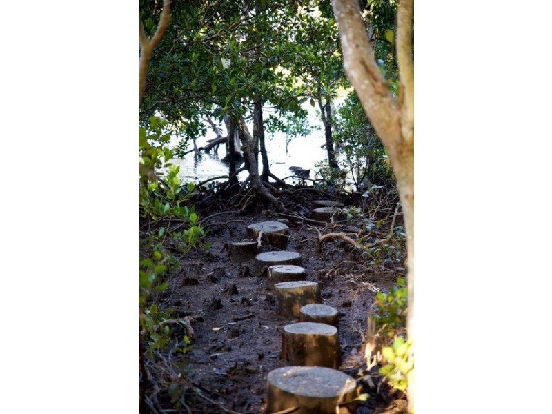 2 Keith St, Macleay Island QLD 4184