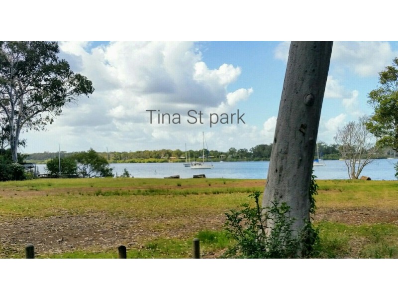 32 tina ave, Lamb Island QLD 4184