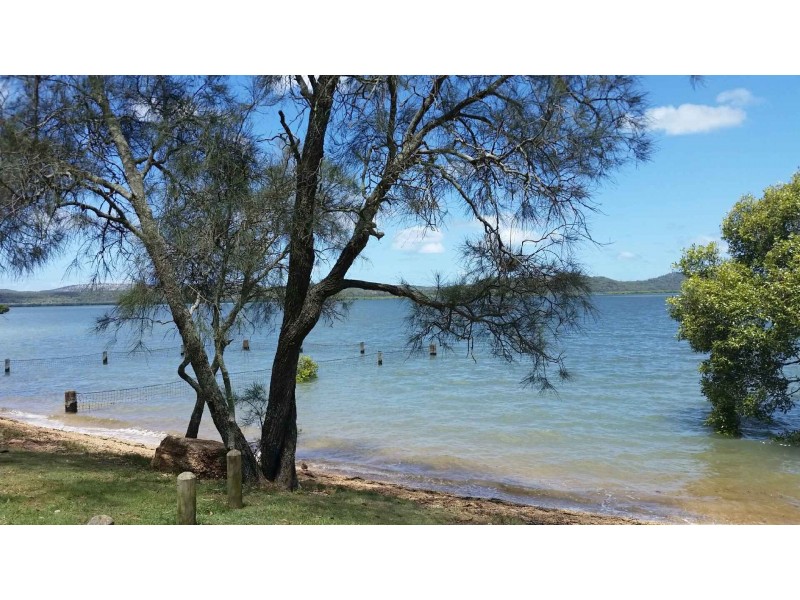 32 tina ave, Lamb Island QLD 4184