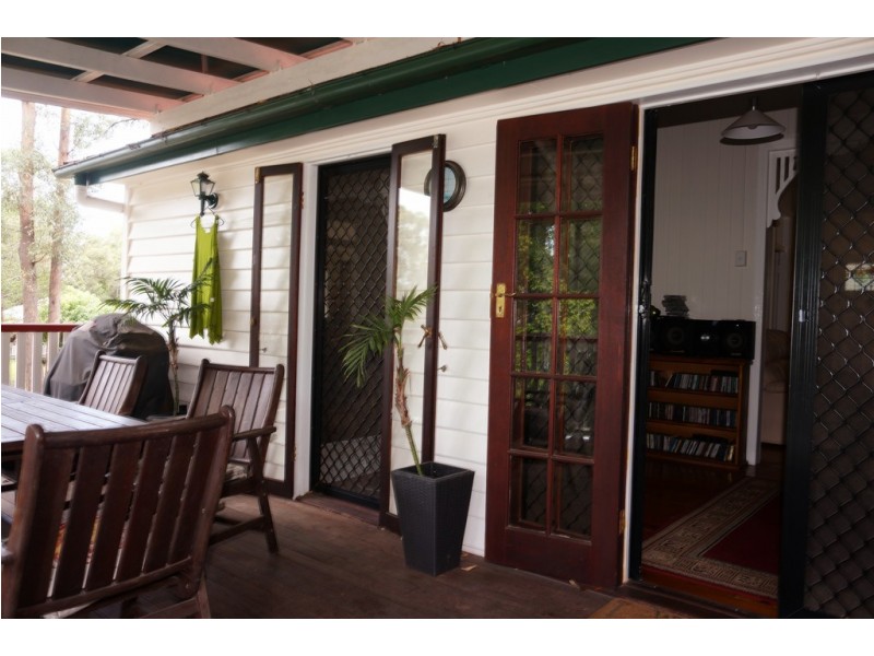 17 Pecan St, Macleay Island QLD 4184