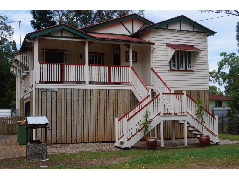 17 Pecan St, Macleay Island QLD 4184