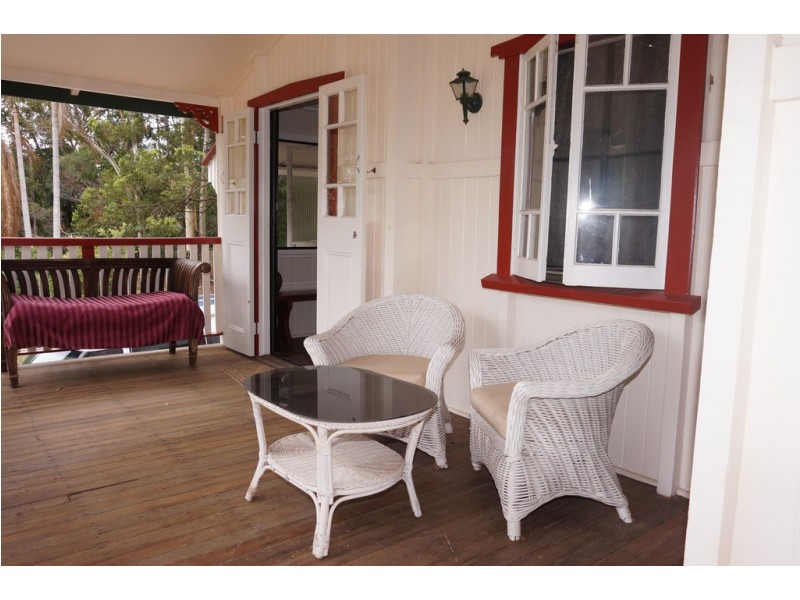 17 Pecan St, Macleay Island QLD 4184